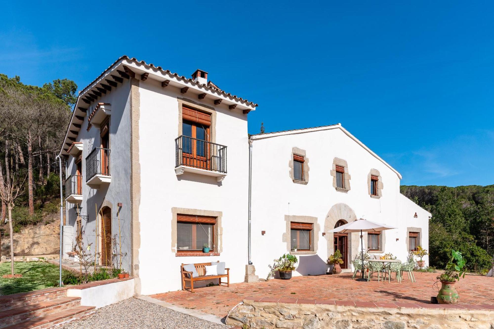 La Terraza - Grosszuegiges Appartment In Katalanischer Masia Sant Iscle De Vallalta 외부 사진