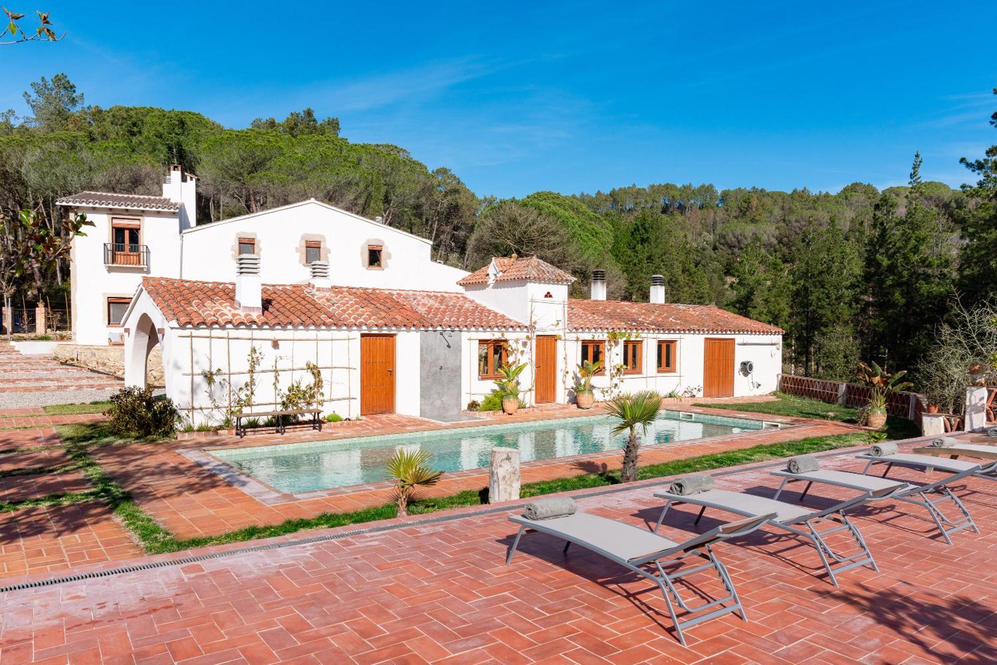 La Terraza - Grosszuegiges Appartment In Katalanischer Masia Sant Iscle De Vallalta 외부 사진